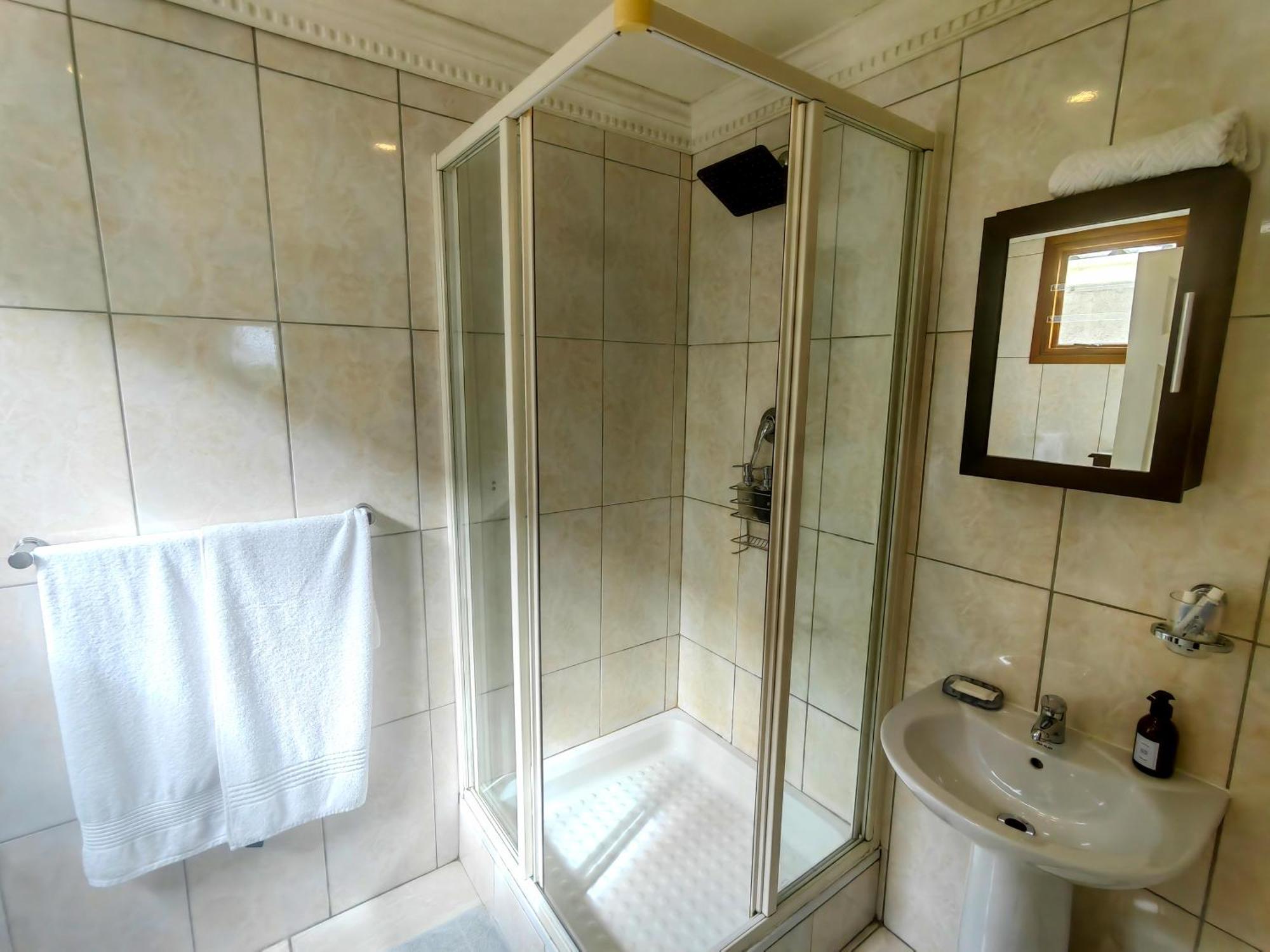Swiss Cottage Guest House Le Cap Extérieur photo